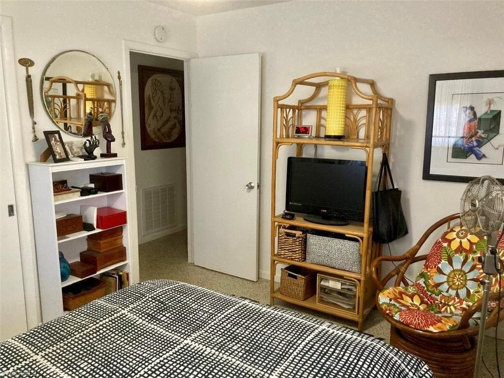 4360 Deleon ST, FORT MYERS FL 33901-11