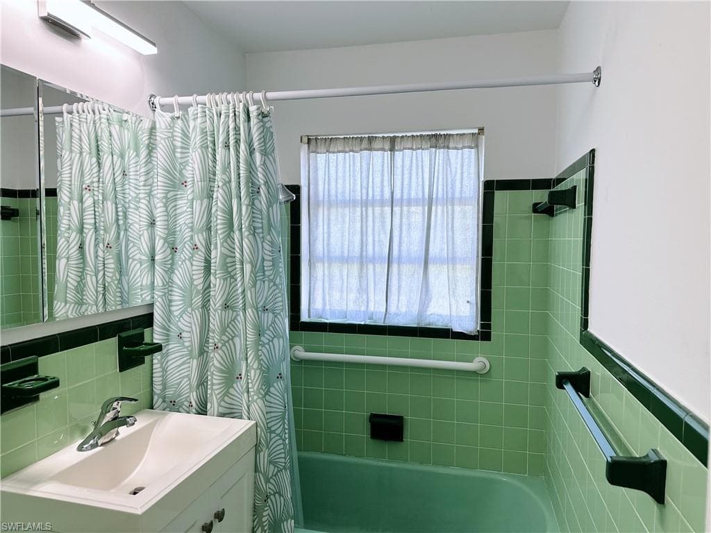 4360 Deleon ST, FORT MYERS FL 33901-13