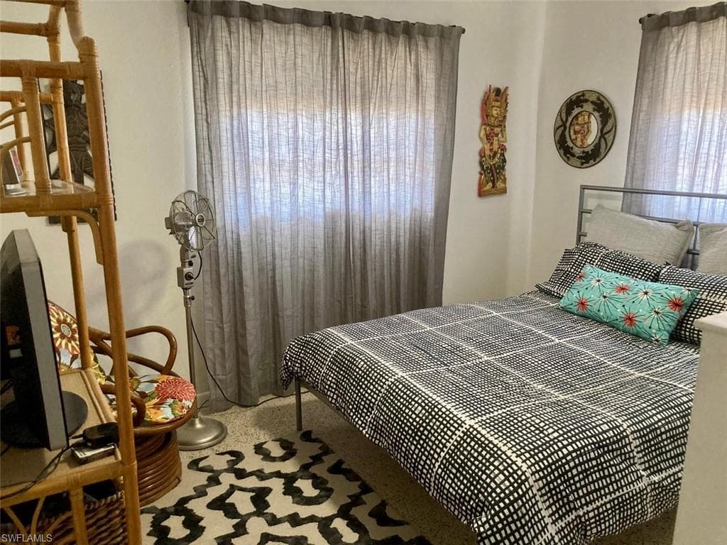 4360 Deleon ST, FORT MYERS FL 33901-10