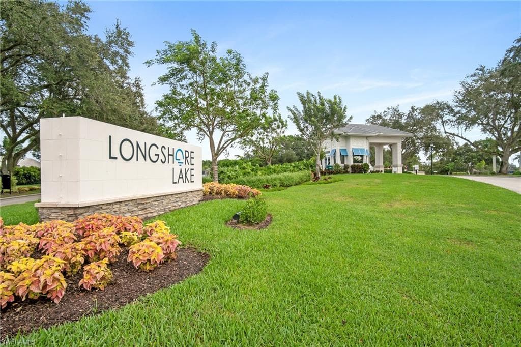 11079 Phoenix WAY, NAPLES FL 34119-19
