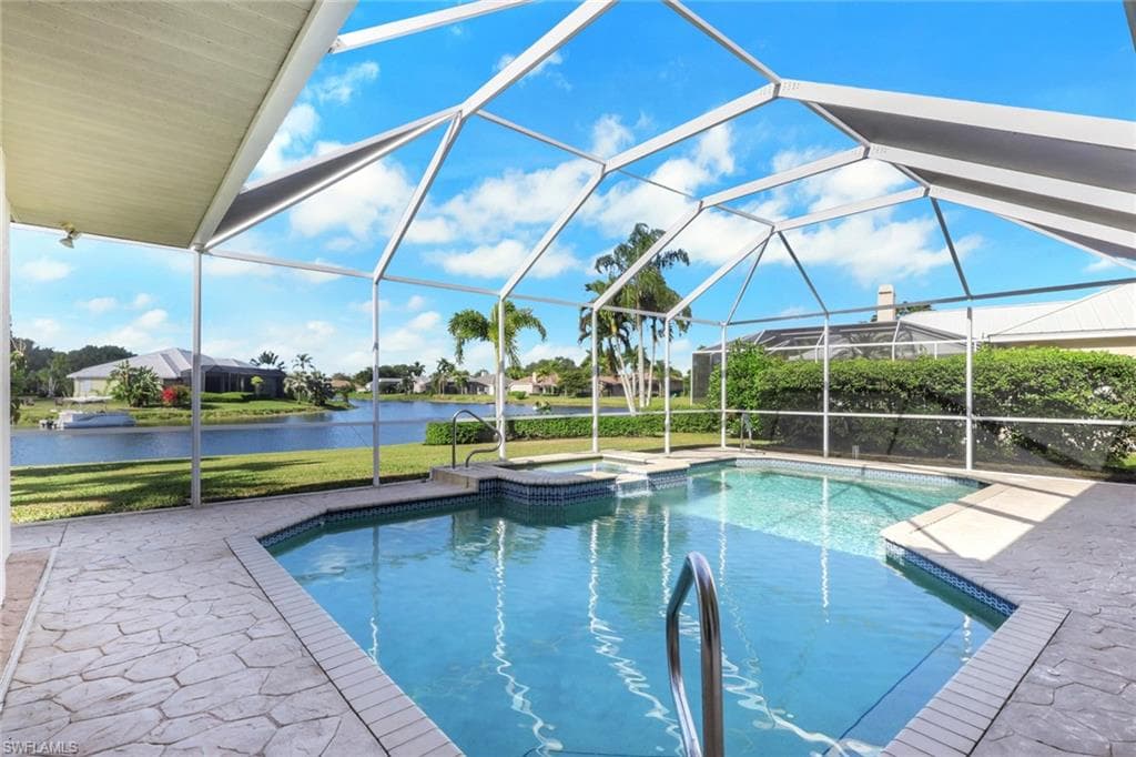 11079 Phoenix WAY, NAPLES FL 34119-18