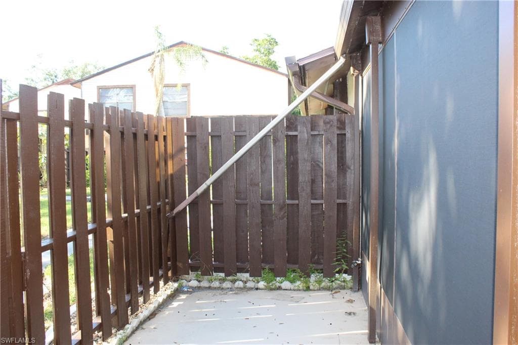 1210 SE 6th TER # 87, CAPE CORAL FL 33990-11