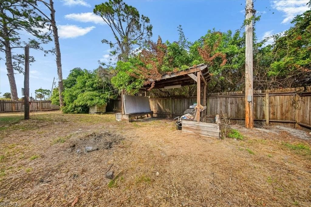 1978 Laurel LN, NORTH FORT MYERS FL 33917-34