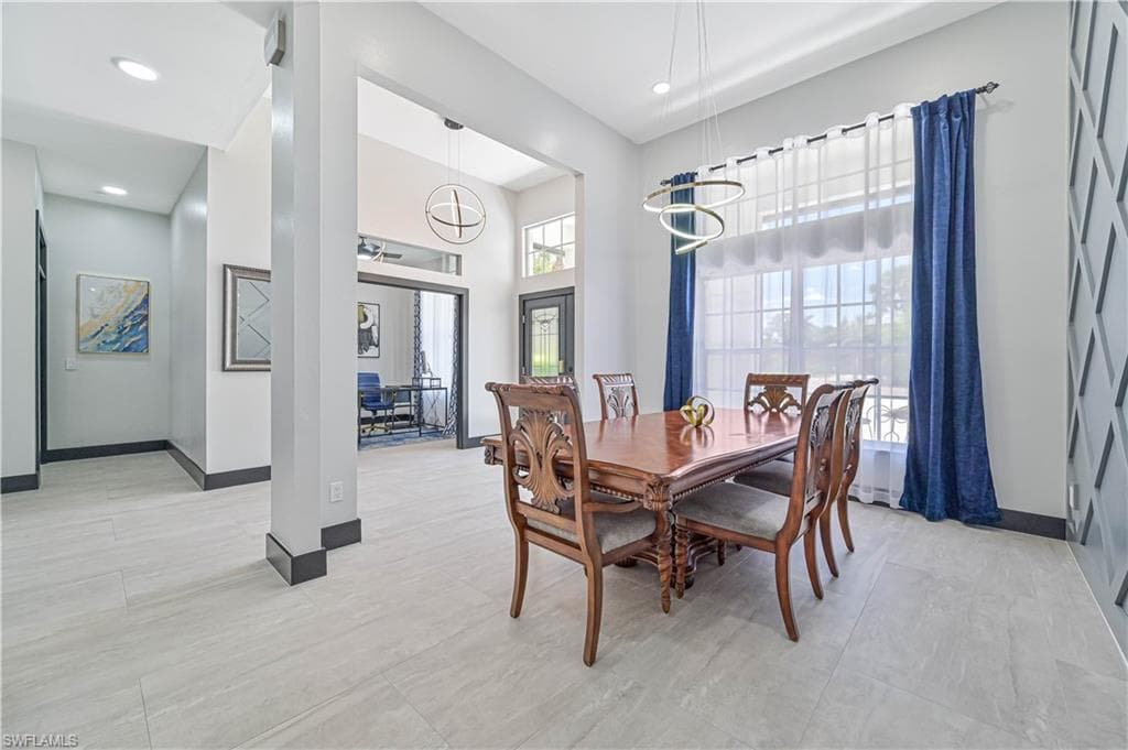 20810 Groveline CT, ESTERO FL 33928-5