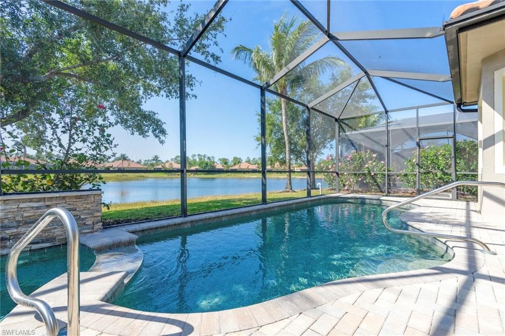 9276 Isla Bella CIR, BONITA SPRINGS FL 34135-32