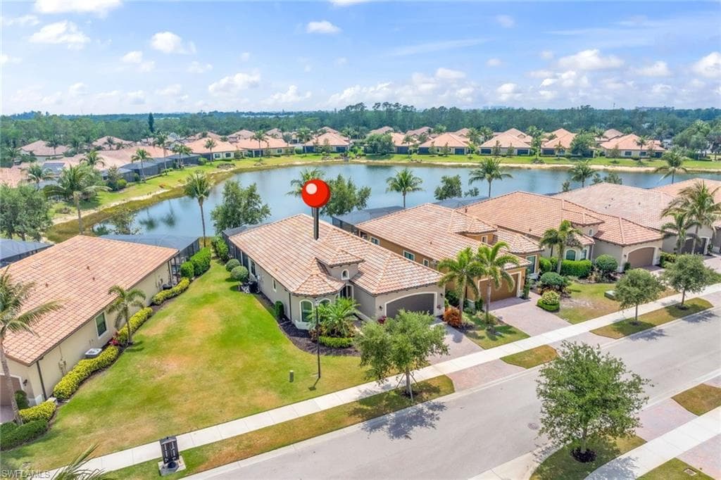 9276 Isla Bella CIR, BONITA SPRINGS FL 34135-40