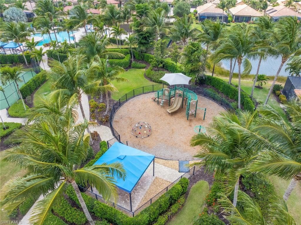 9276 Isla Bella CIR, BONITA SPRINGS FL 34135-49