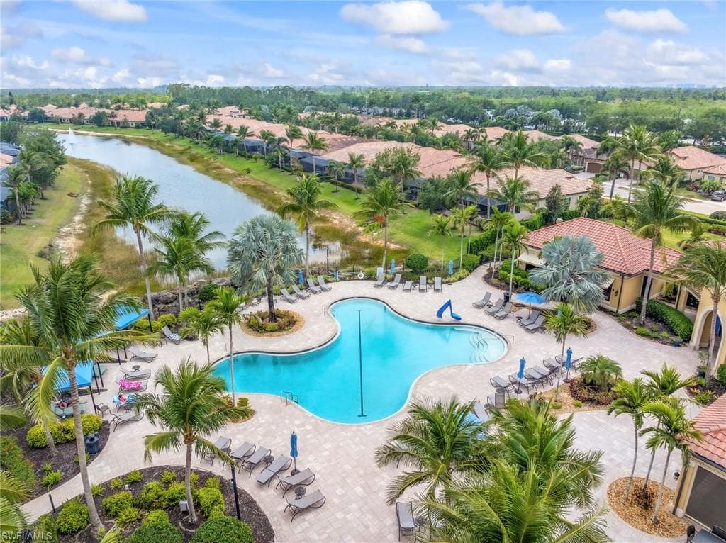 9276 Isla Bella CIR, BONITA SPRINGS FL 34135-43