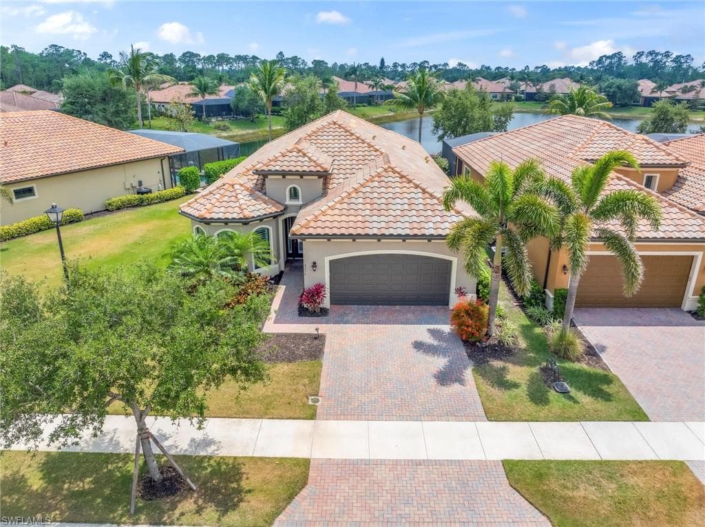9276 Isla Bella CIR, BONITA SPRINGS FL 34135-38