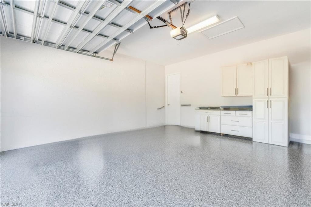 9276 Isla Bella CIR, BONITA SPRINGS FL 34135-28