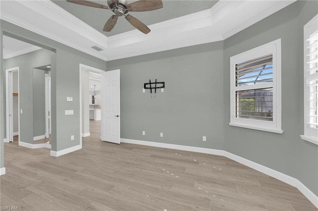 9276 Isla Bella CIR, BONITA SPRINGS FL 34135-20