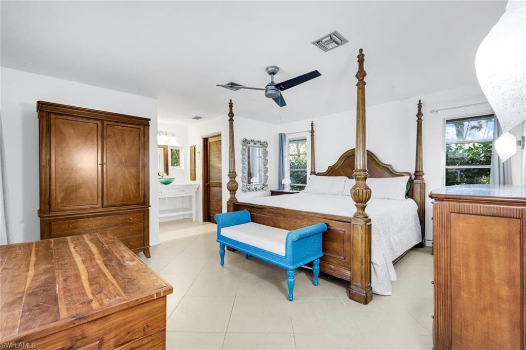 4352 Parrot AVE, NAPLES FL 34104-12