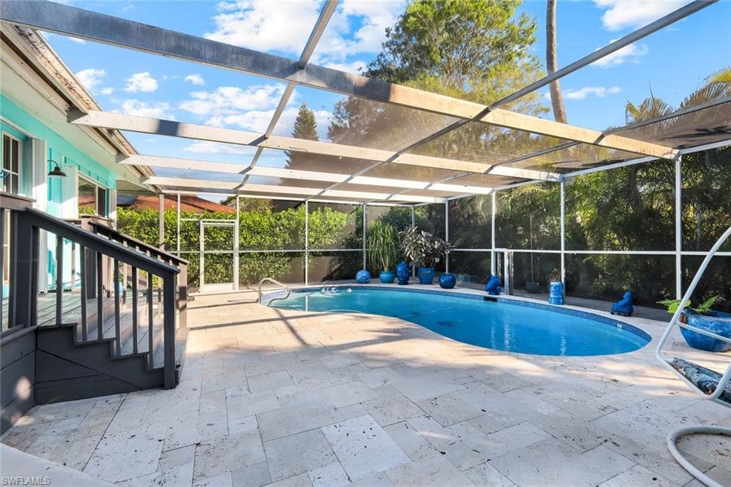4352 Parrot AVE, NAPLES FL 34104-18