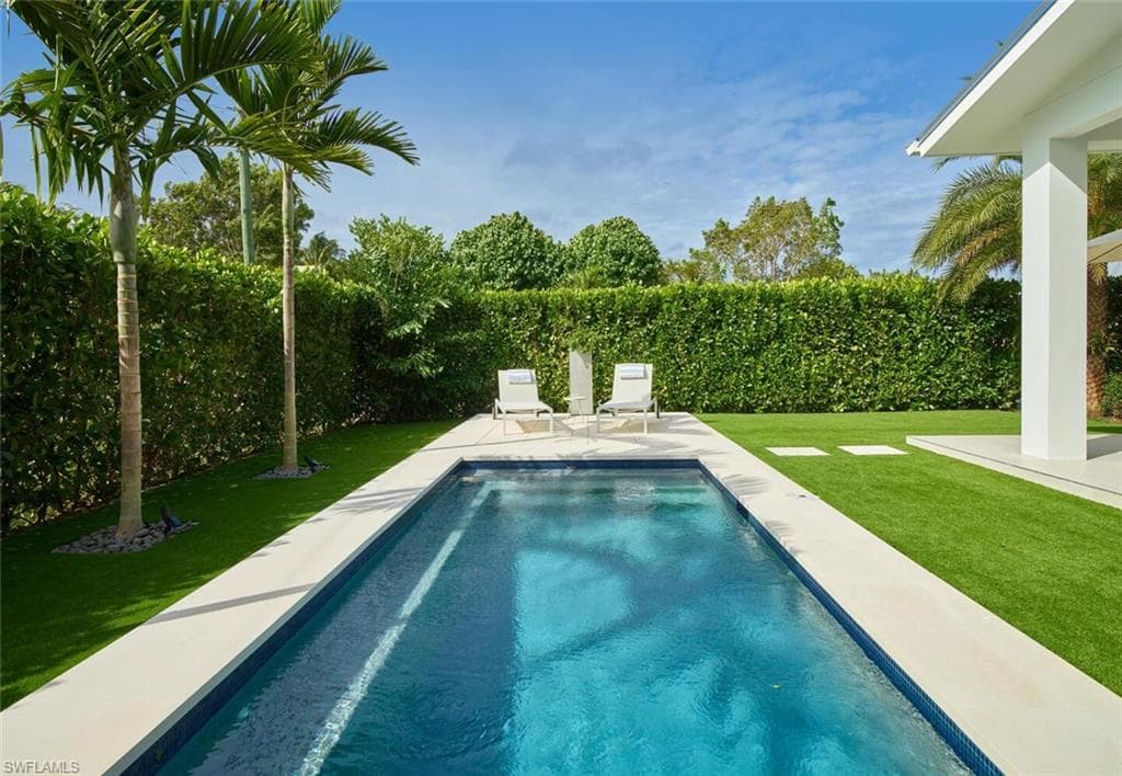 1218 14th AVE N, NAPLES FL 34102-16