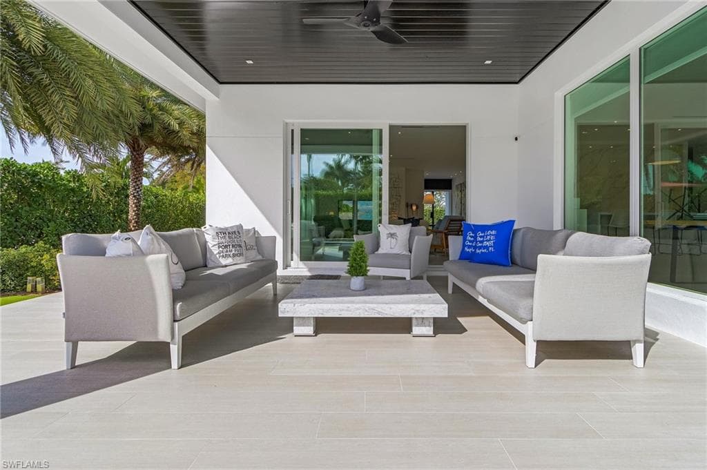 1218 14th AVE N, NAPLES FL 34102-11