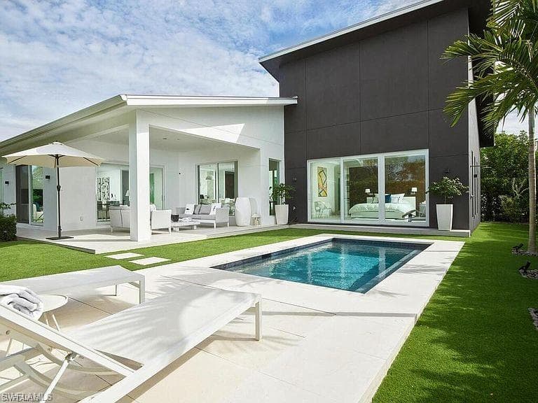 1218 14th AVE N, NAPLES FL 34102-18