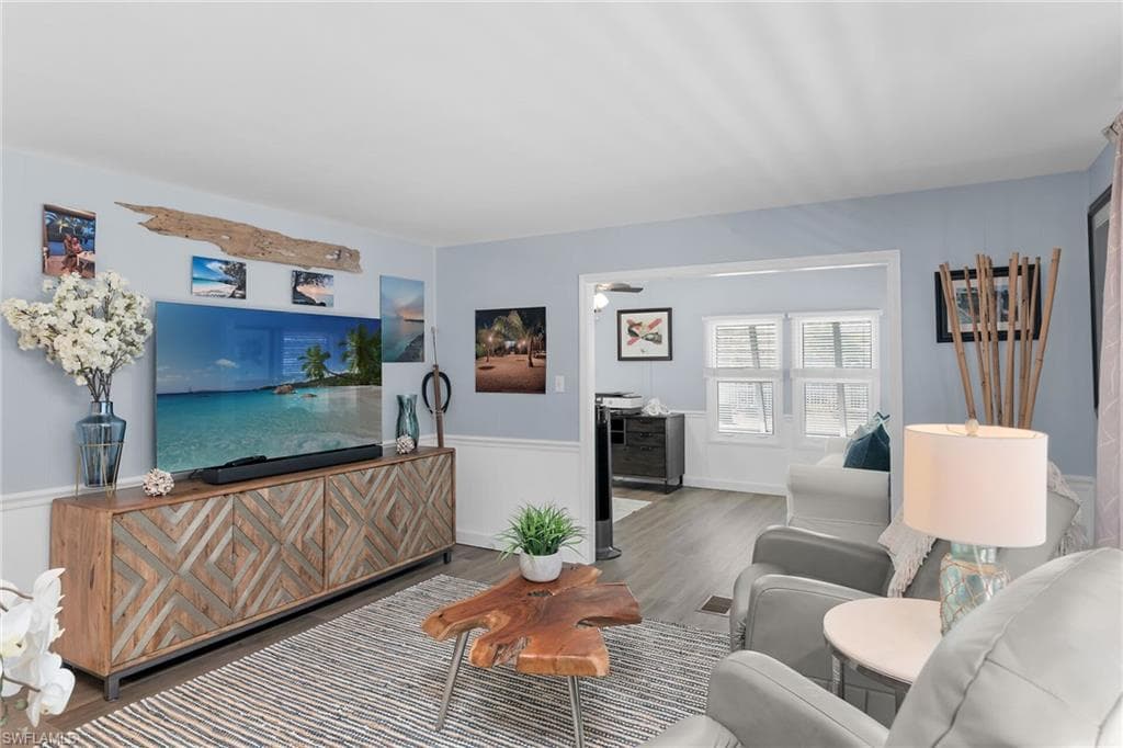 639 Palm AVE, OTHER FL 34140-14