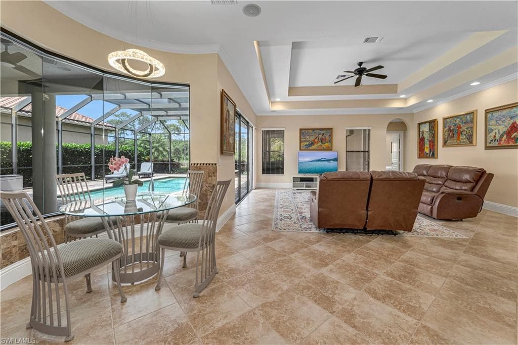 1015 Tivoli DR, NAPLES FL 34104-6