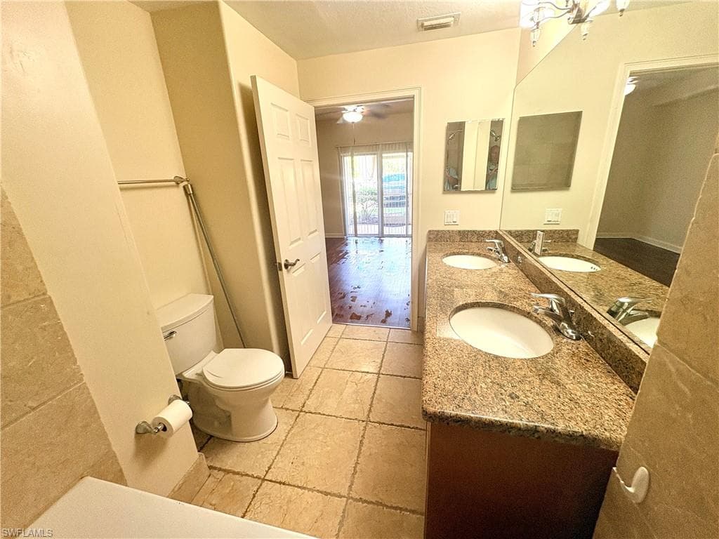 13131 Bella Casa CIR # 1121, FORT MYERS FL 33966-25
