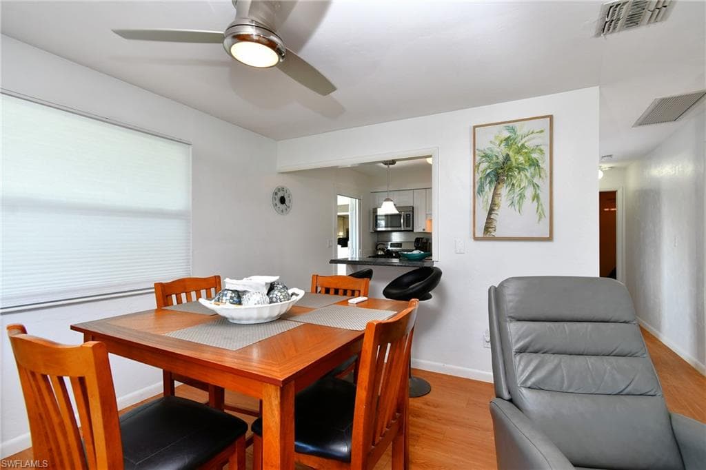 40 Heath Aster LN, LEHIGH ACRES FL 33936-10