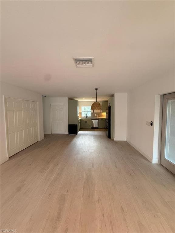 4724 W Tambay AVE, TAMPA FL 33611-13