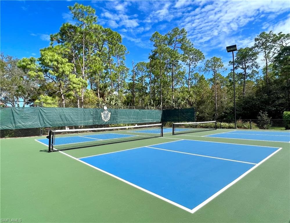8375 Heritage Links CT # 1826, NAPLES FL 34112-22
