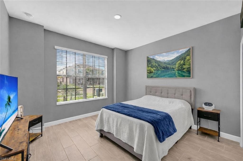 10642 Timber Creek DR, FORT MYERS FL 33913-27