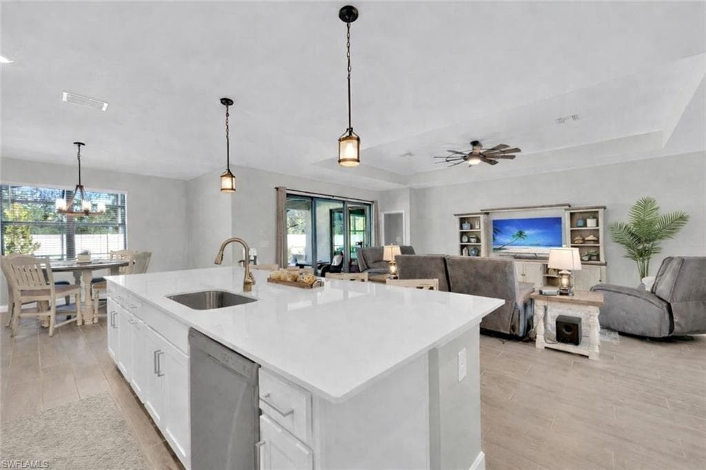 10642 Timber Creek DR, FORT MYERS FL 33913-7