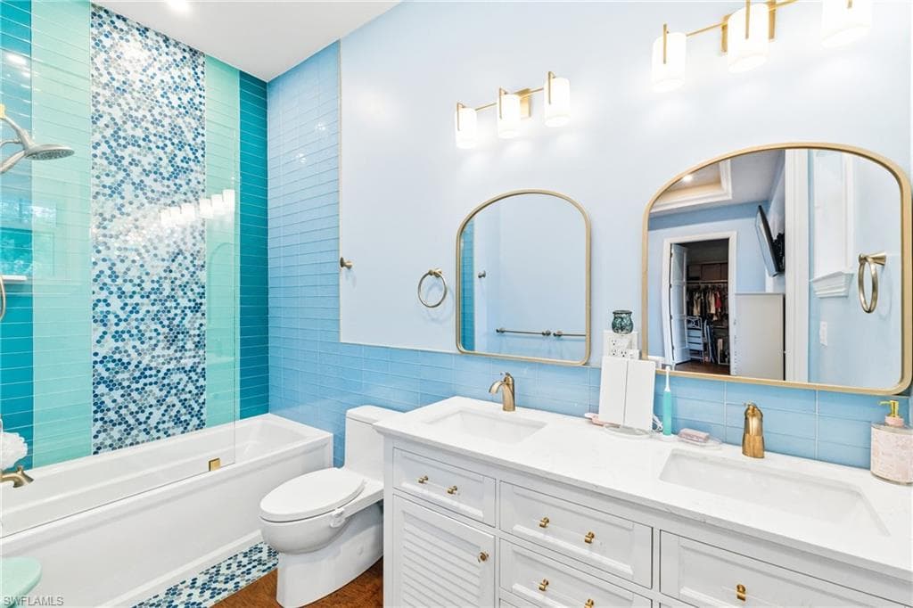 4381 Broadway AVE W, ESTERO FL 33928-21