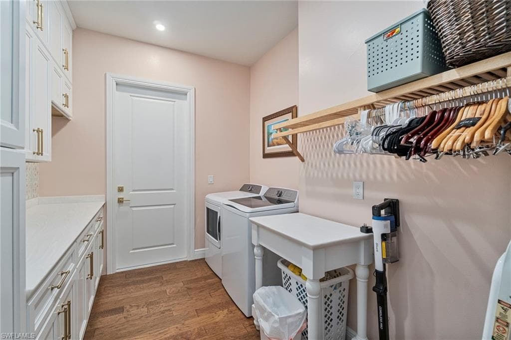 4381 Broadway AVE W, ESTERO FL 33928-27