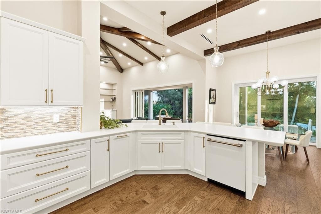 4381 Broadway AVE W, ESTERO FL 33928-10