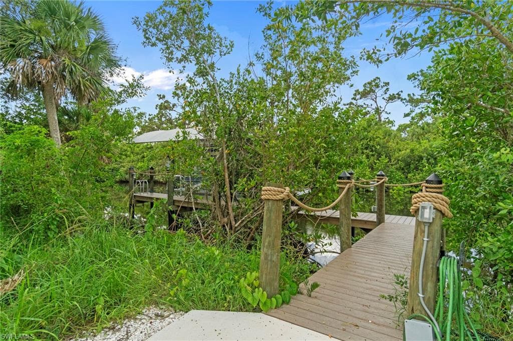 4381 Broadway AVE W, ESTERO FL 33928-39