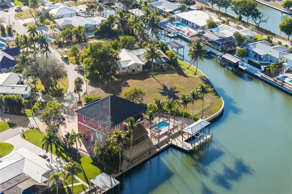 271 Randy LN, FORT MYERS BEACH FL 33931-15