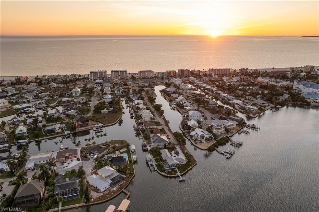 271 Randy LN, FORT MYERS BEACH FL 33931-35