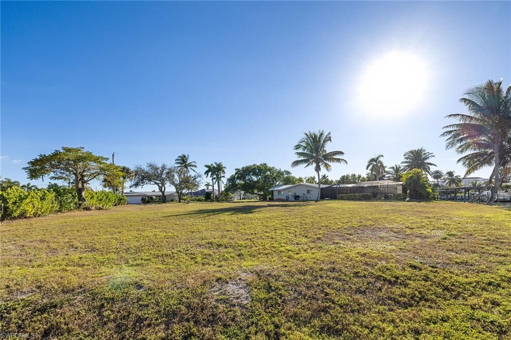 271 Randy LN, FORT MYERS BEACH FL 33931-9