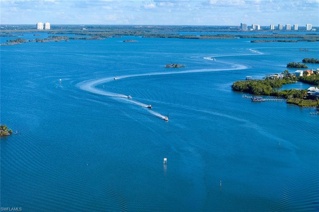 271 Randy LN, FORT MYERS BEACH FL 33931-17