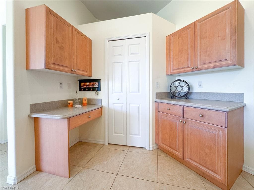 948 Chesapeake Bay CT, NAPLES FL 34120-11