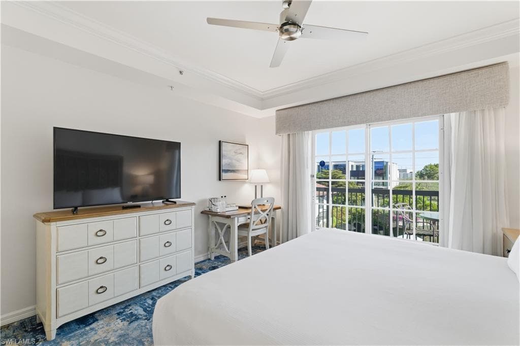 221 9th ST S # 405, NAPLES FL 34102-8