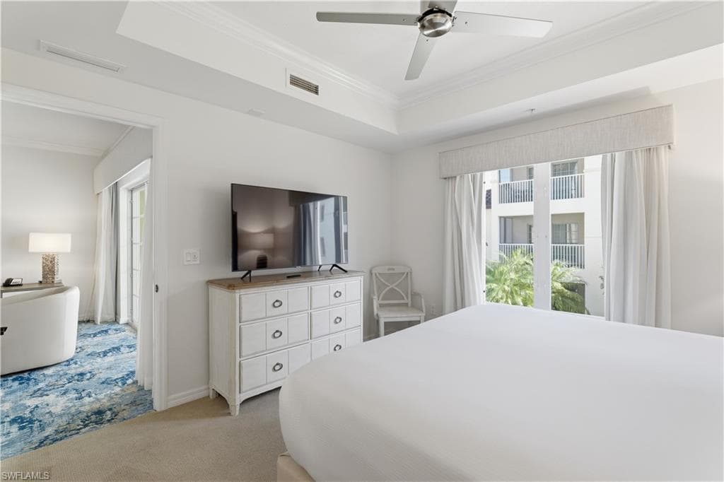 221 9th ST S # 207, NAPLES FL 34102-25