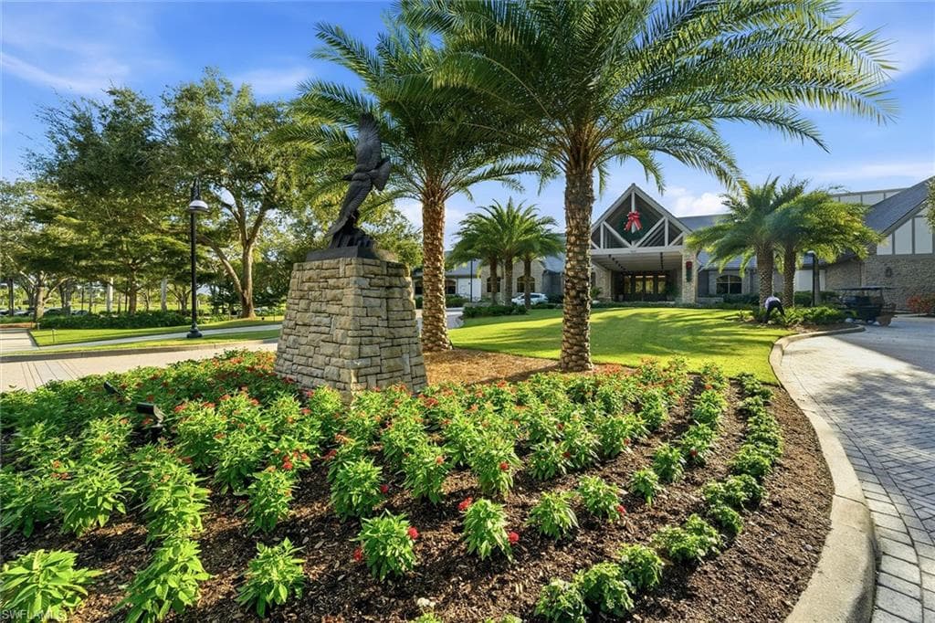 12696 Kinross LN, NAPLES FL 34120-48