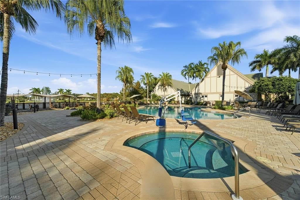 12696 Kinross LN, NAPLES FL 34120-49