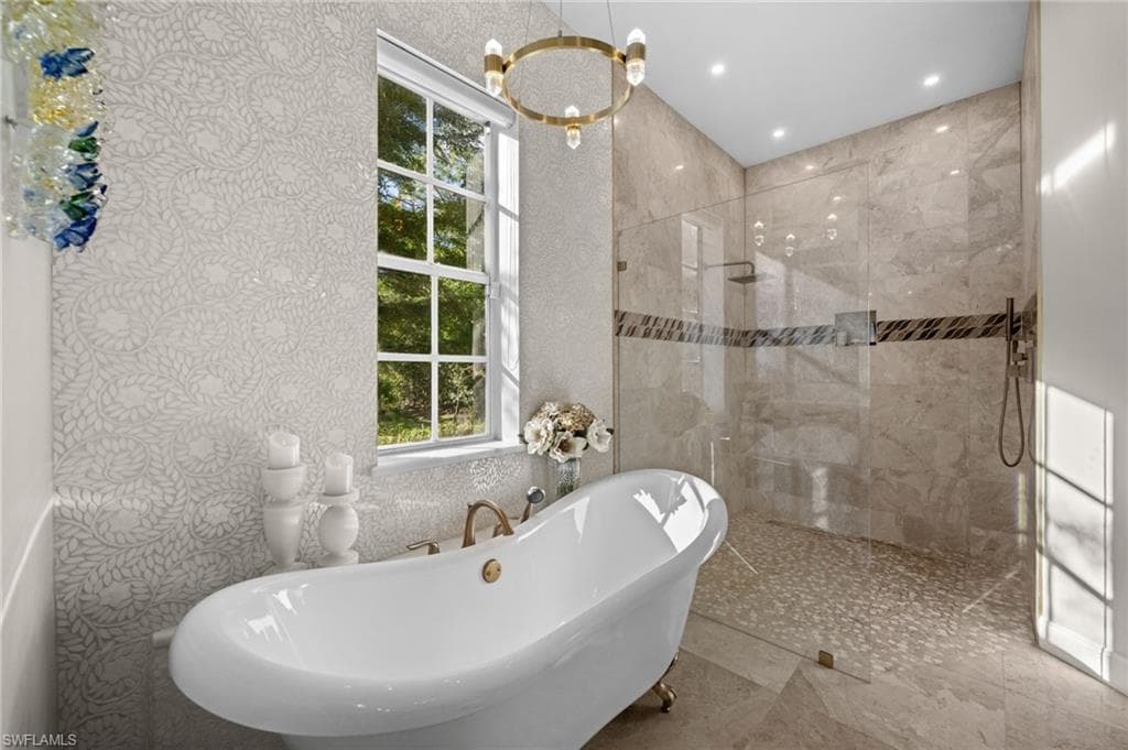 9250 The LN, NAPLES FL 34109-22