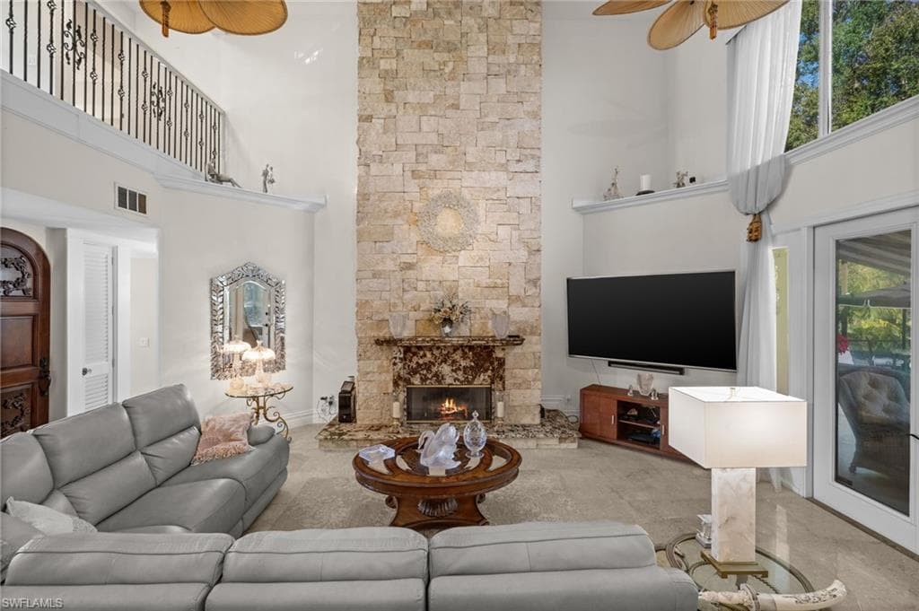 9250 The LN, NAPLES FL 34109-8