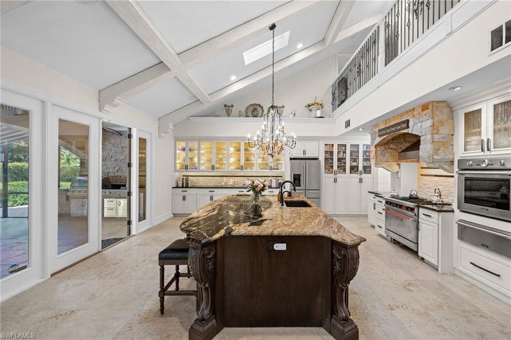 9250 The LN, NAPLES FL 34109-10