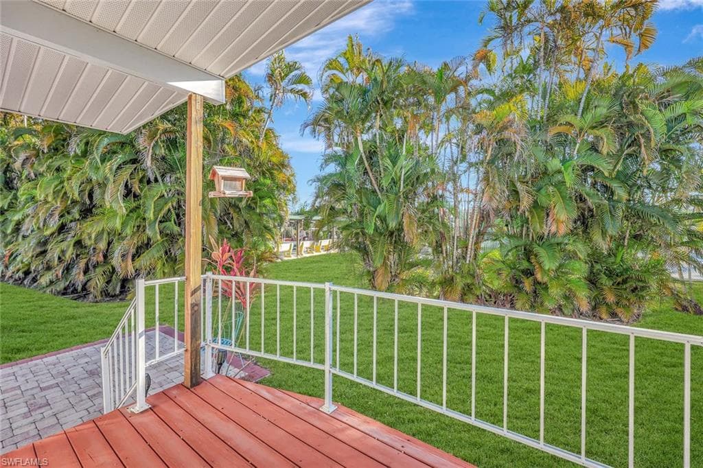 10827 Little Heron CIR, ESTERO FL 33928-17