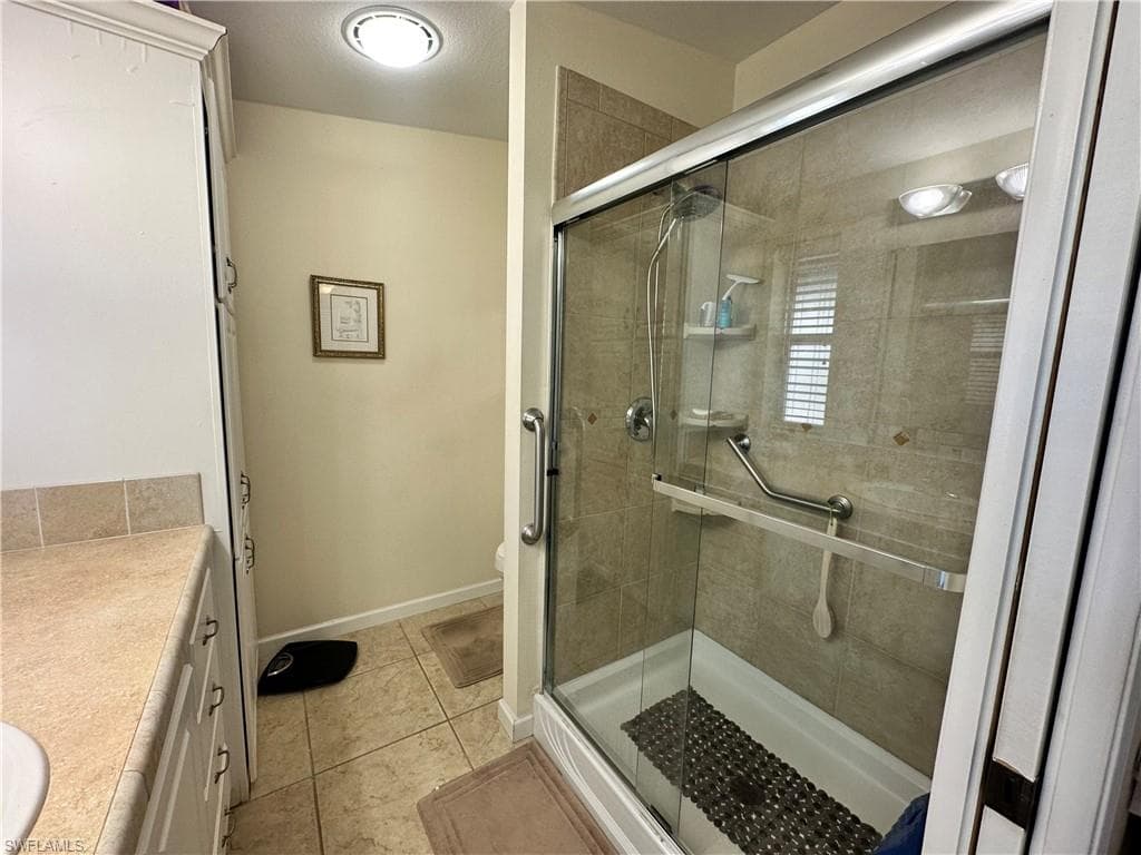 1514 Diamond Lake CIR, NAPLES FL 34114-17