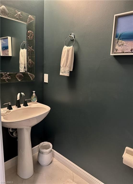 5781 Kensington LOOP, FORT MYERS FL 33912-16