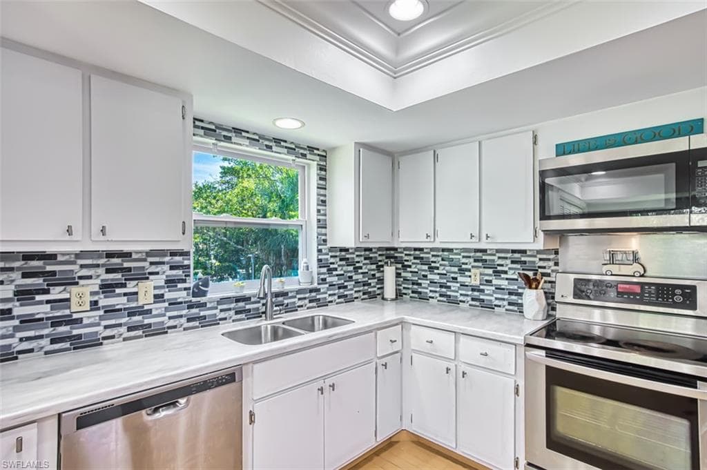 1210 Shady Rest LN # 14, NAPLES FL 34103-15