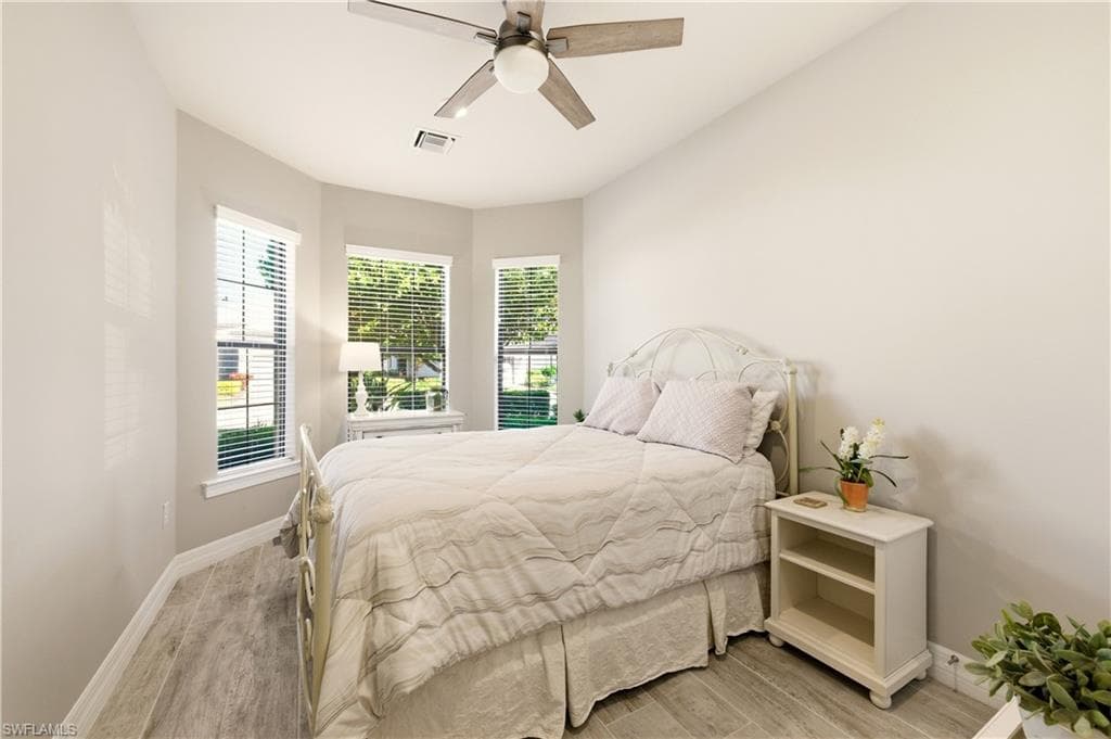 7253 Wilton DR, NAPLES FL 34109-31