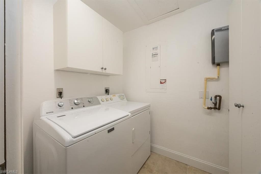 190 Bears Paw TRL, NAPLES FL 34105-22